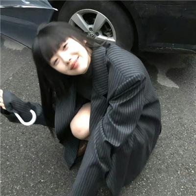笼中女